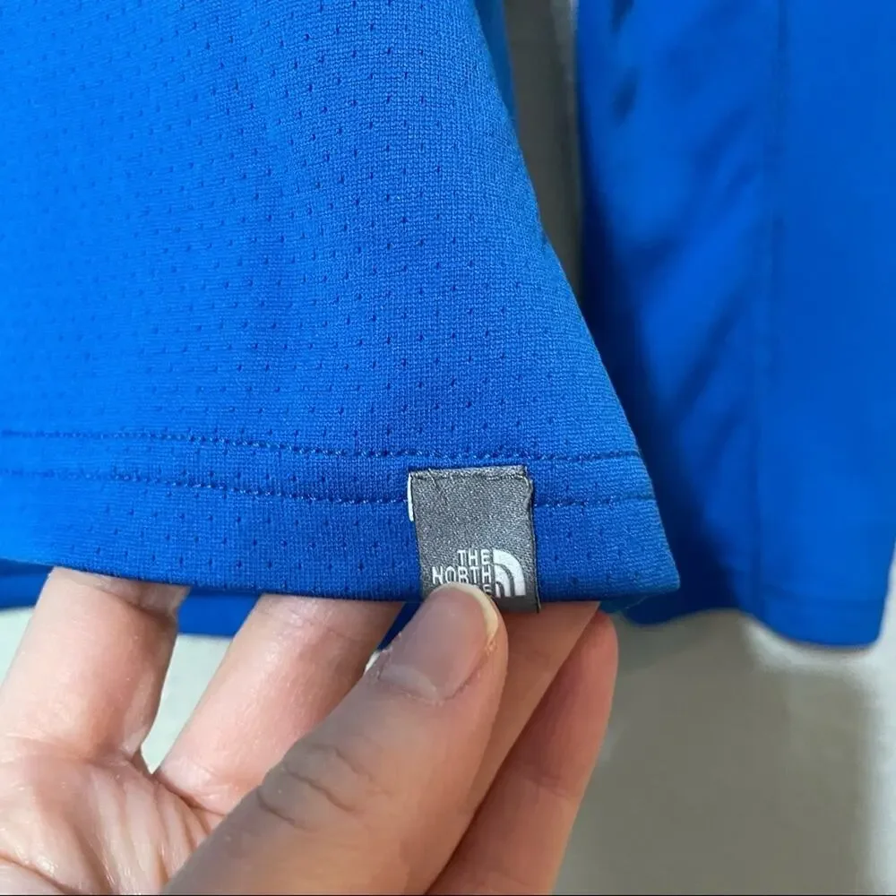 The North Face Blue Mens Quarter Zip Pullover Sweater S Long Sleeve Base Layer